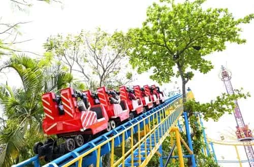  Roller Coaster: Fun World Bangalore